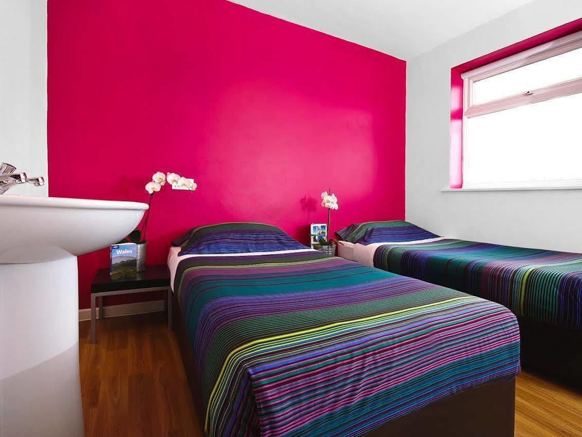 Nosda Studio Hostel Cardiff Exterior foto